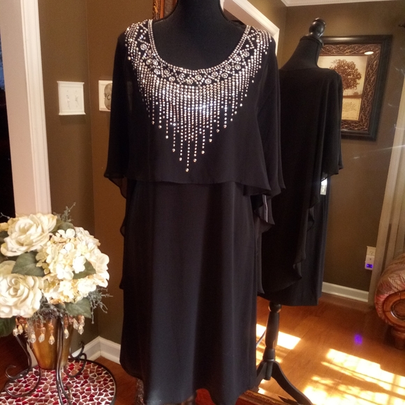 COPY - Dress - Picture 3 of 6